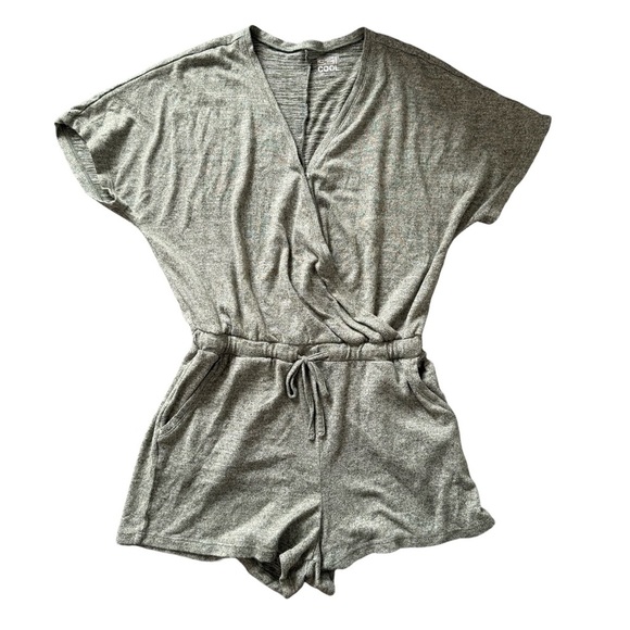32 Degrees Cool Green Lounge Romper with Pockets Size XS - Picture 1 of 4